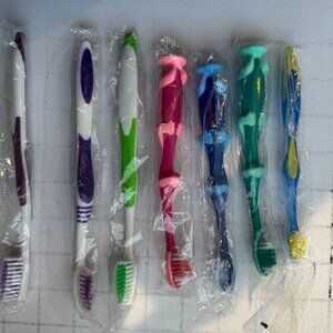 TOOTHBRUSH FOR KIDS AND ADULTS SET OF 7